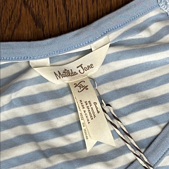 Matilda Jane Umgee Blue Relaxed 3/4 Sleeve Tee with flower details - Picture 3 of 4